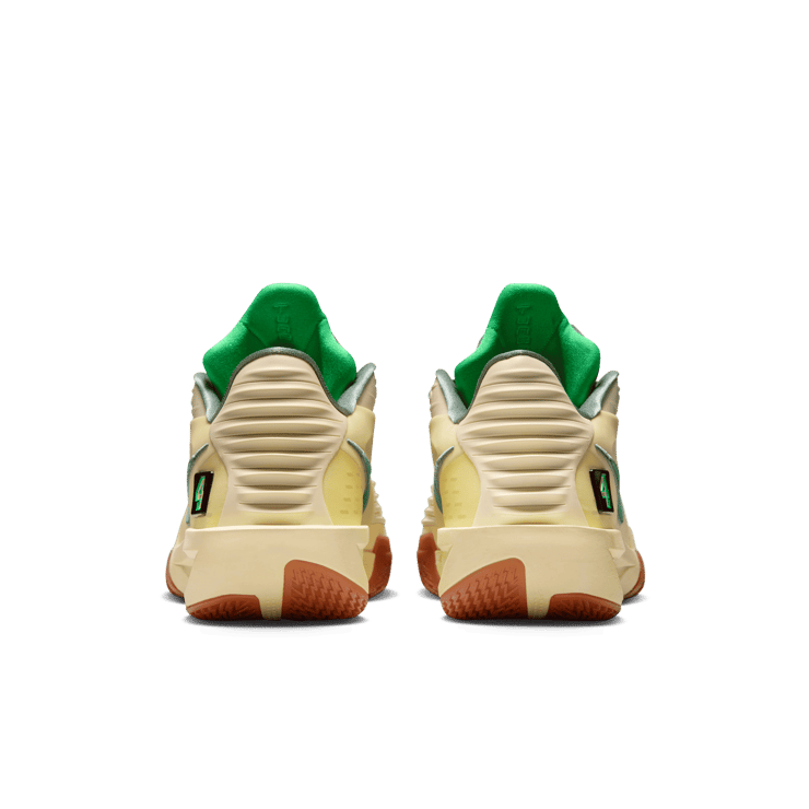 Nike GT Cut 3 Turbo Jrue Holiday Angle 4