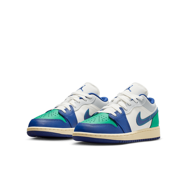 Air Jordan 1 Low Rare Air (GS) Angle 1