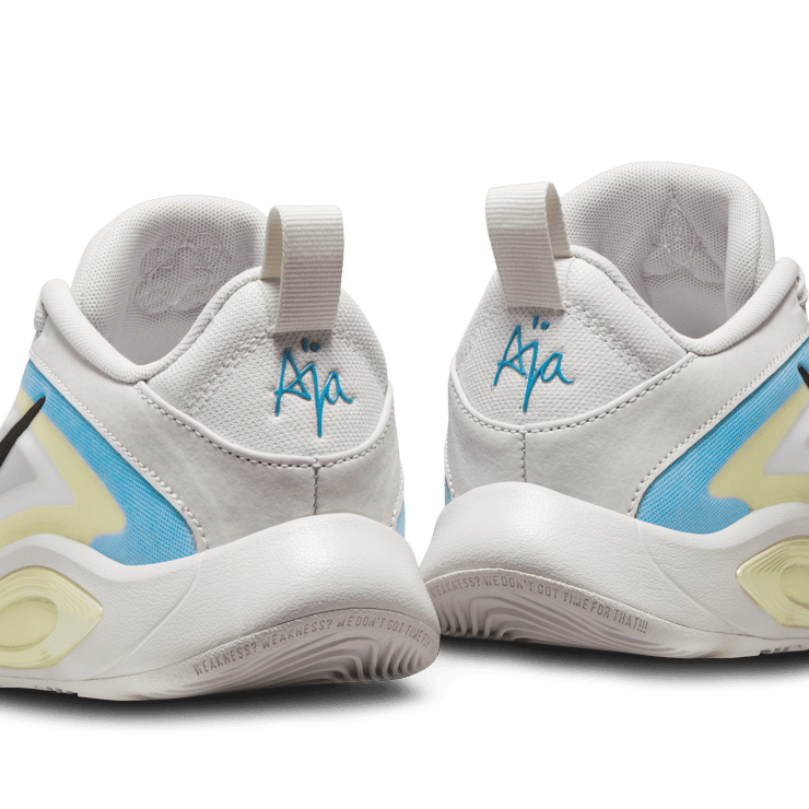 Nike A'One A'zure Vibe (GS) Angle 5