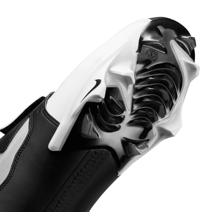 Nike Diamond Turf 93 TD White Black Angle 0