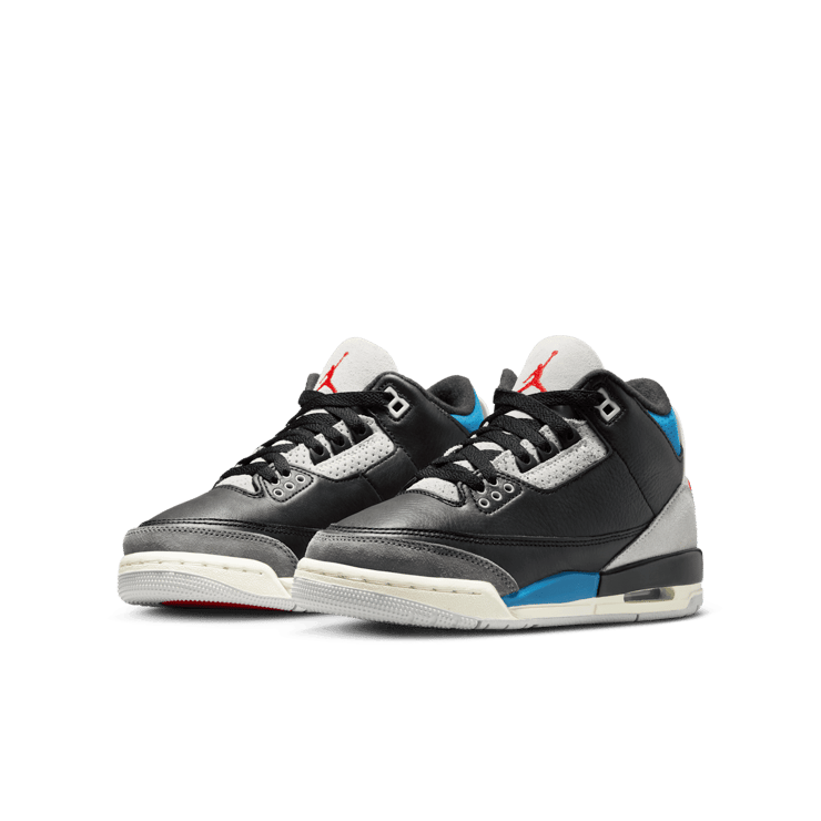 Air Jordan 3 Retro Rare Air Black Military Blue (GS) Angle 2