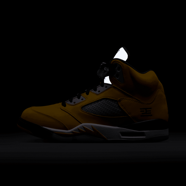 Air Jordan 5 Retro Tokyo (2025) Angle 6