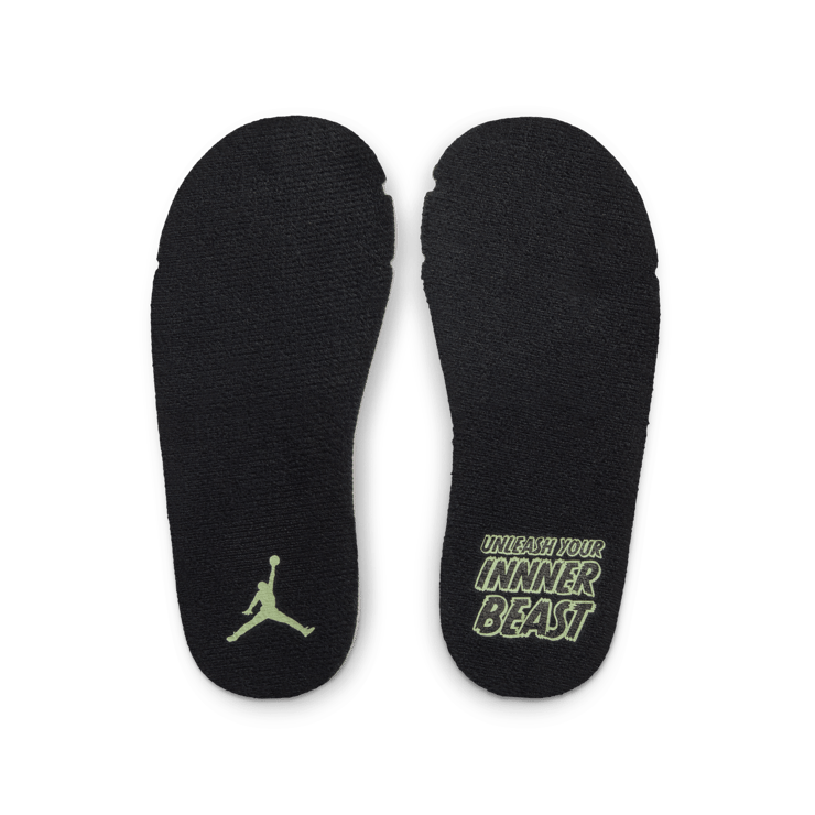 Air Jordan 11 Retro Black Dark Raisin (GS) Angle 8