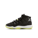Air Jordan 11 Retro Black Dark Raisin (GS) Angle 2