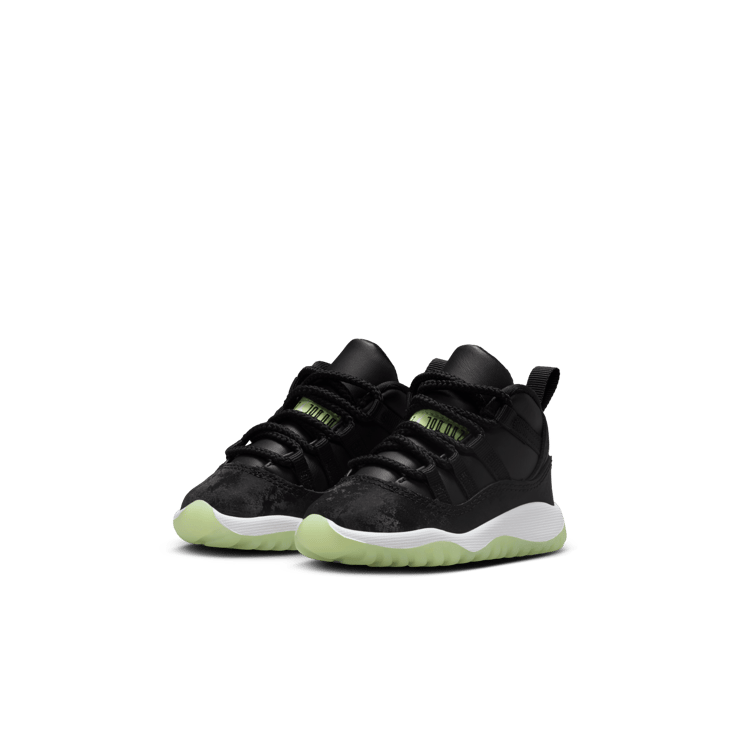 Air Jordan 11 Retro Black Dark Raisin (TD) Angle 5