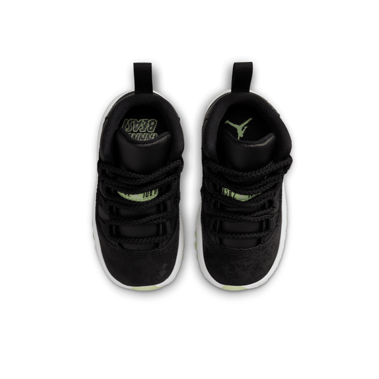 Air Jordan 11 Retro Black Dark Raisin (TD) Angle 3