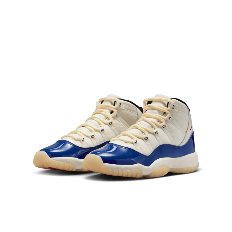 Air Jordan 11 Retro Rare Air (GS) Angle 3