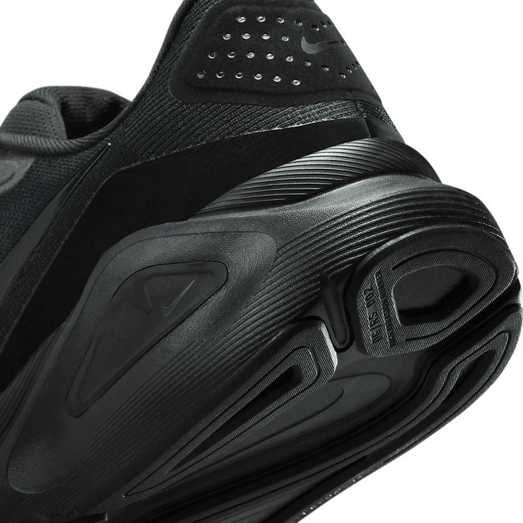 Nike Structure 26 Black Anthracite Angle 4