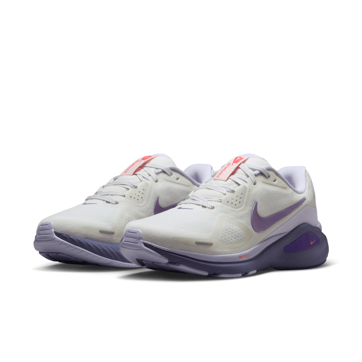 Nike Structure 26 Summit White Wild Grape (W) Angle 2