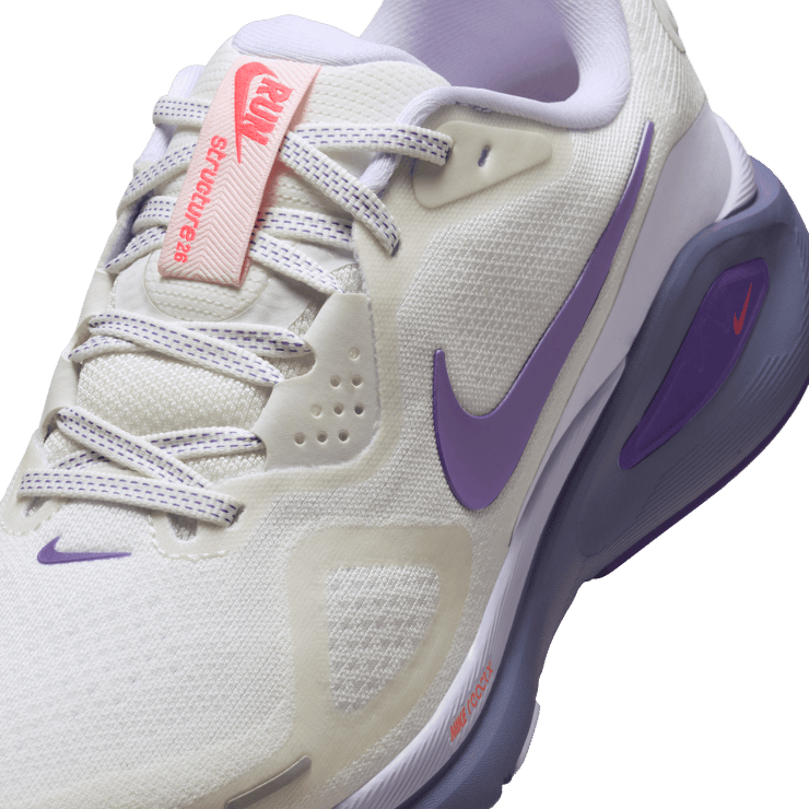 Nike Structure 26 Summit White Wild Grape (W) Angle 6