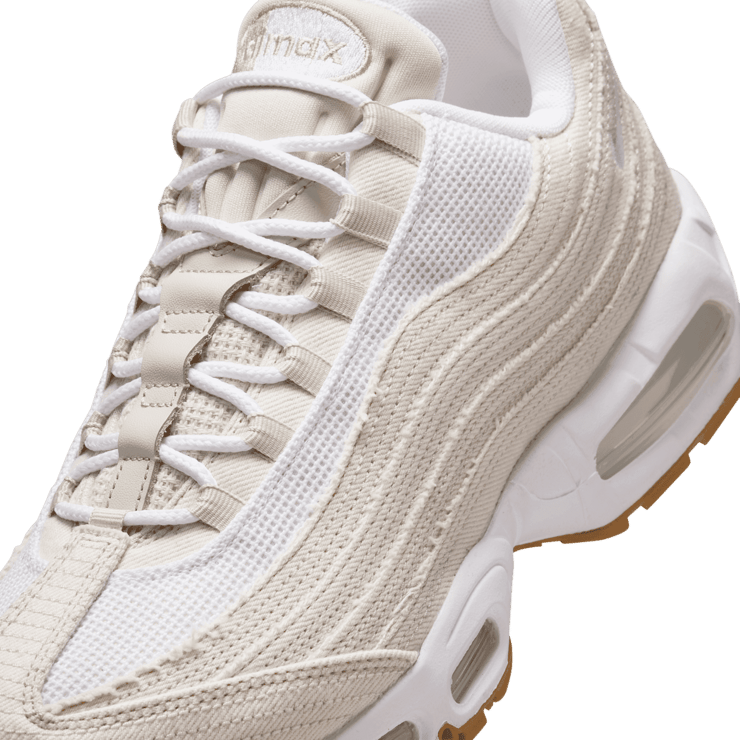 Nike Air Max 95 OG Levi’s Light Orewood Brown Angle 6
