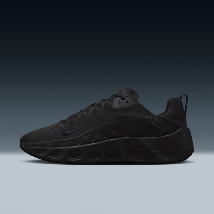 Nike AVA Rover Triple Black Angle 3