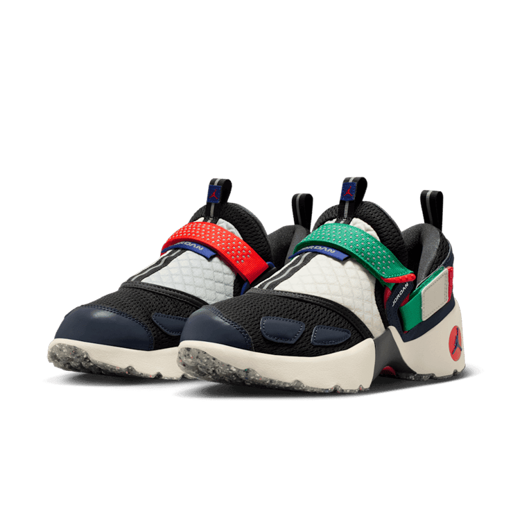 Jordan Trunner LX Rare Air Angle 1