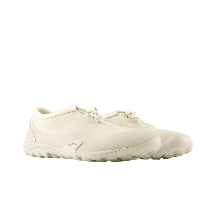 New Balance Tokyo Design Studio MT10T Cream Angle 2