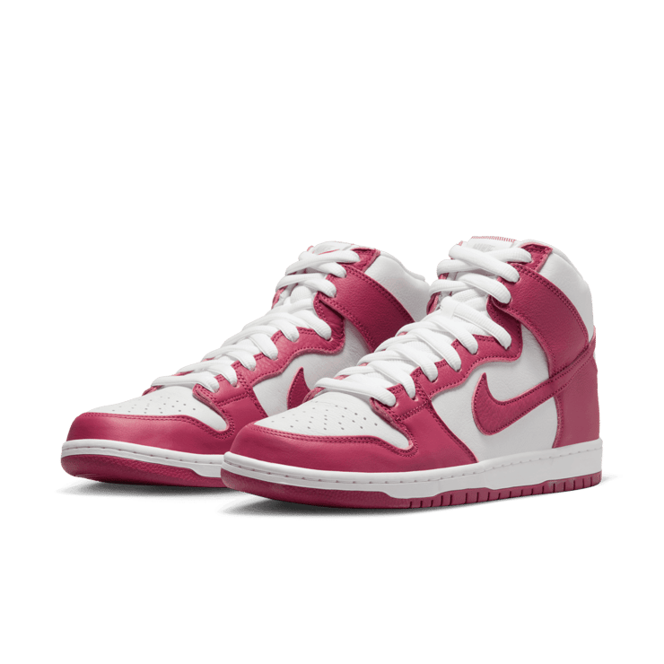 Nike SB Dunk High Sweet Beet Angle 2