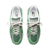 New Balance 991v2 Made in UK Mineral Green Angle 1