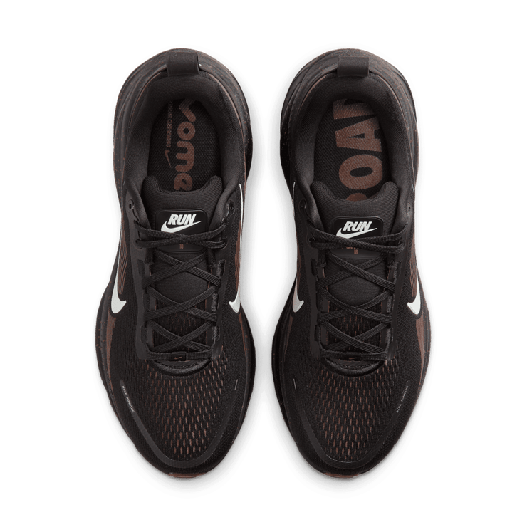 Nike Vomero 18 Coffee Bean Angle 3