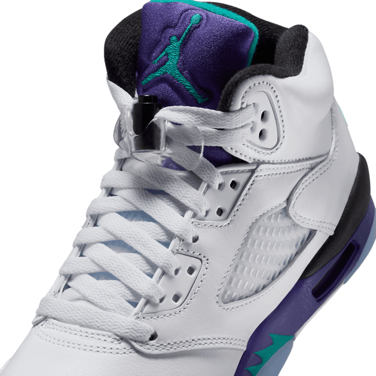 Air Jordan 5 Retro OG Grape (GS) Angle 5