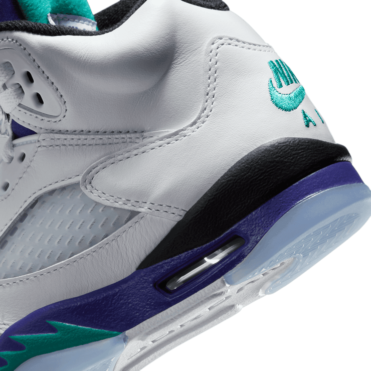 Air Jordan 5 Retro OG Grape (GS) Angle 4