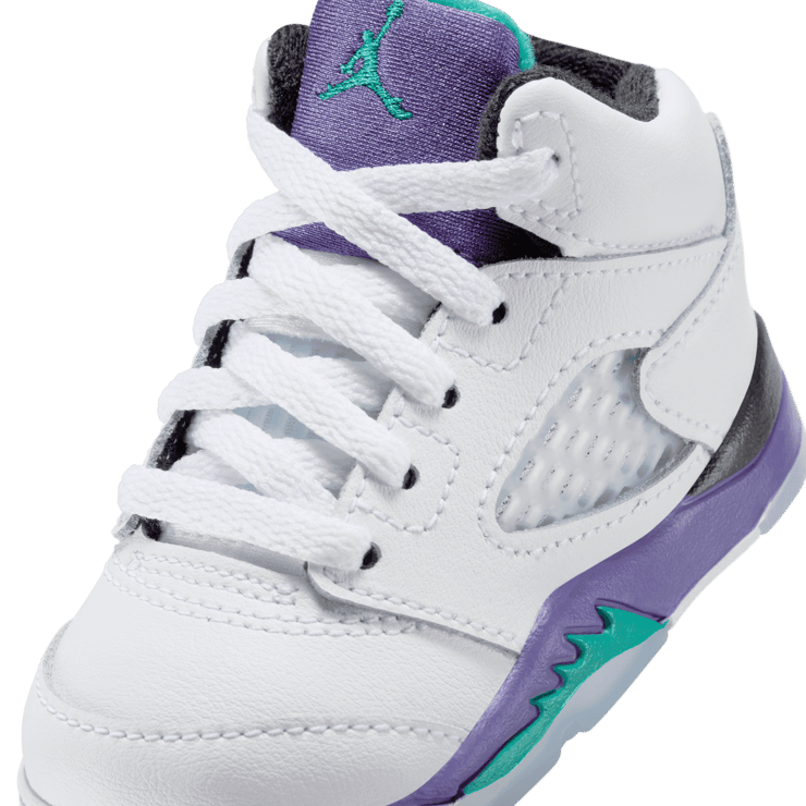 Air Jordan 5 Retro OG Grape (TD) Angle 4