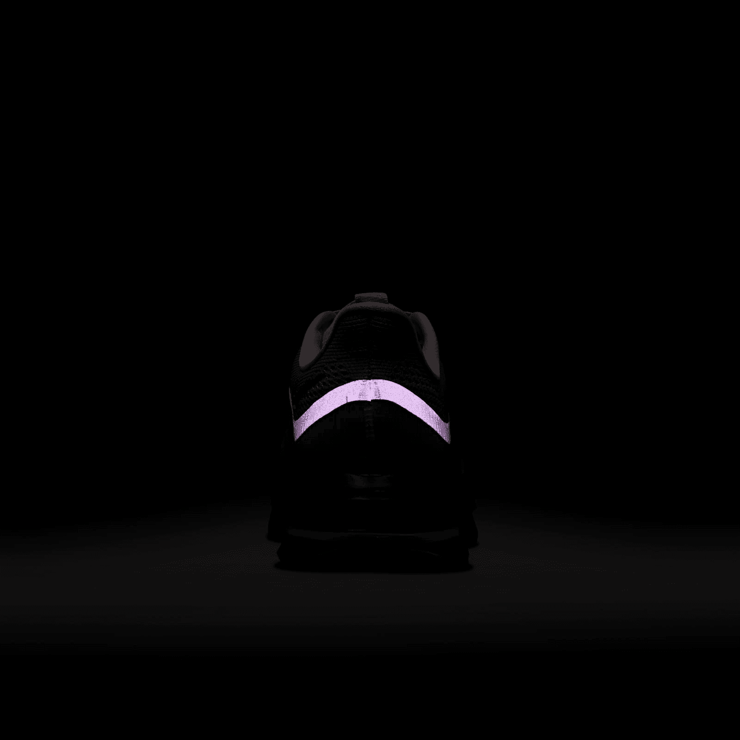 Nike Pegasus Premium Faith Kipyegon Angle 1