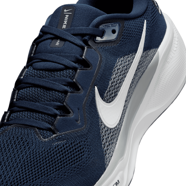 Nike Pegasus 41 NFL Dallas Cowboys Angle 5
