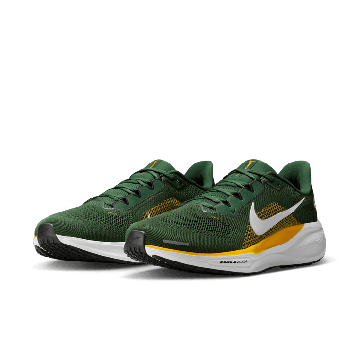 Nike Pegasus 41 NFL Green Bay Packers Angle 1