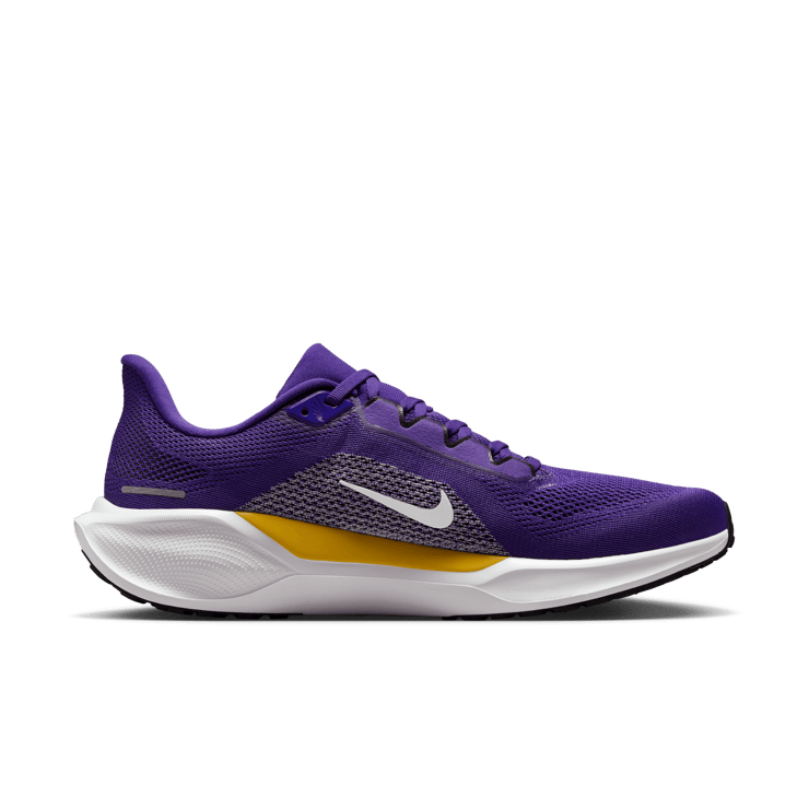 Nike Pegasus 41 NFL Minnesota Vikings Angle 4
