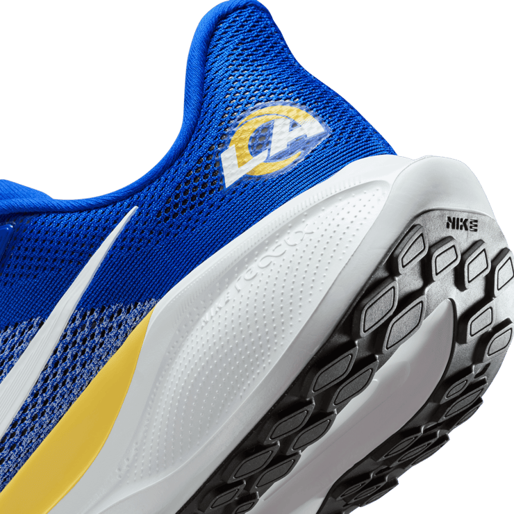 Nike Pegasus 41 NFL Los Angeles Rams Angle 6