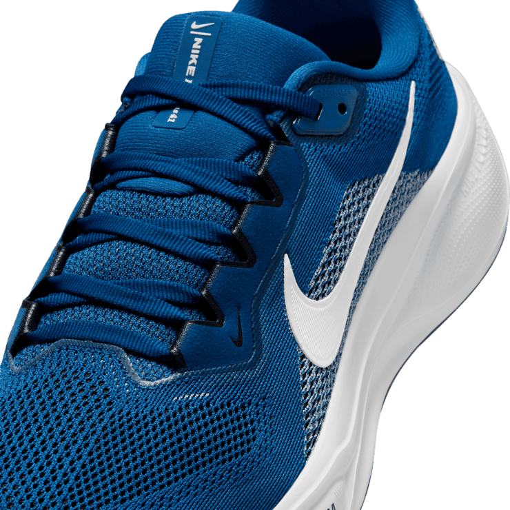 Nike Pegasus 41 NFL Indianapolis Colts Angle 3