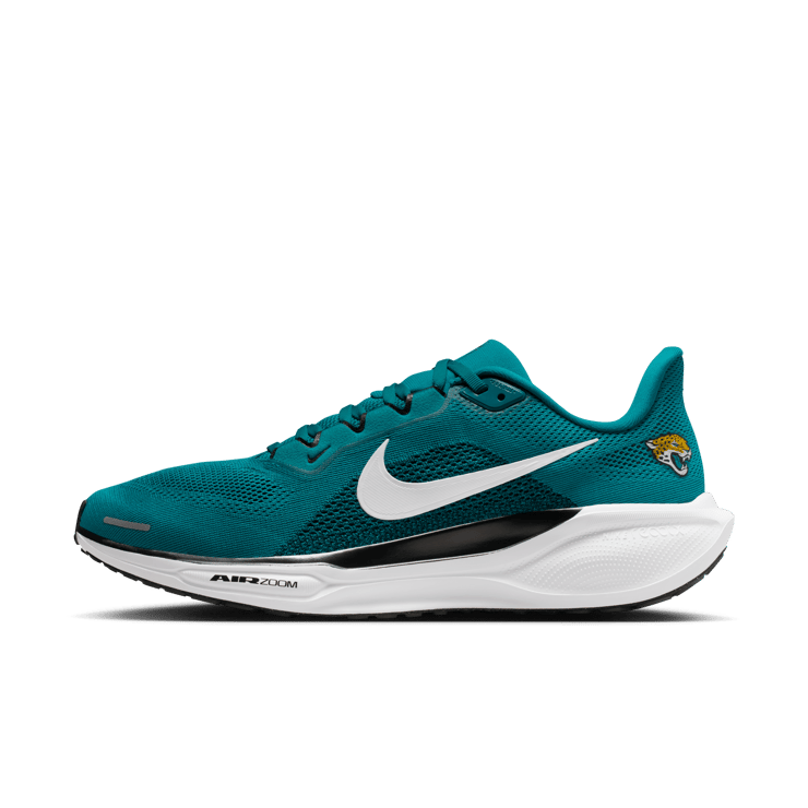 Nike Pegasus 41 NFL Jacksonville Jaguars Angle 3