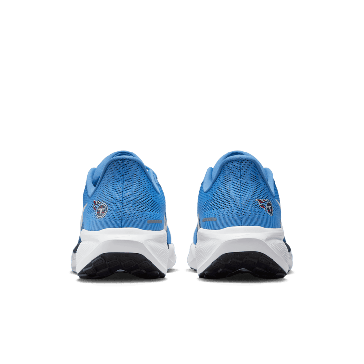 Nike Pegasus 41 NFL Tennessee Titans Angle 4
