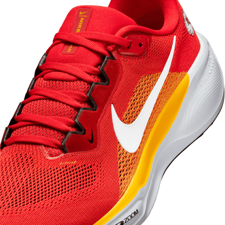 Nike Pegasus 41 NFL Kansas City Chiefs Angle 11