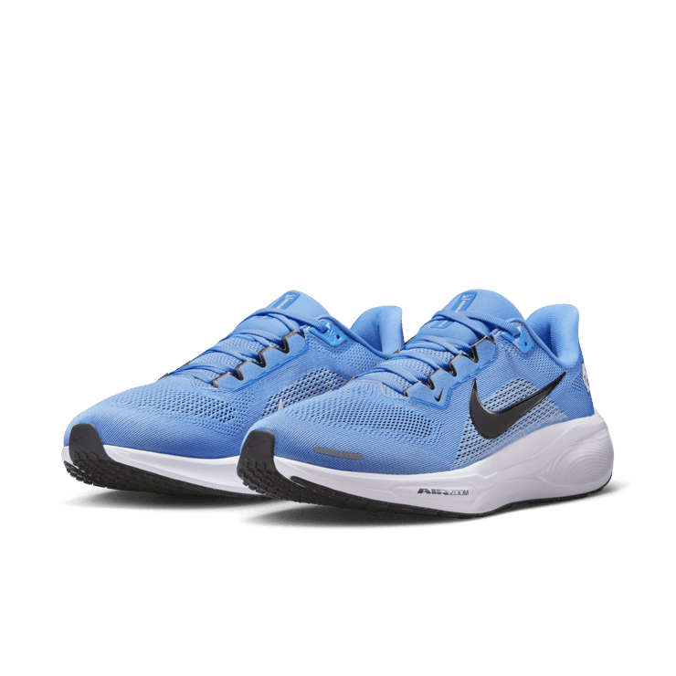 Nike Pegasus 41 NCAA UNC Angle 2