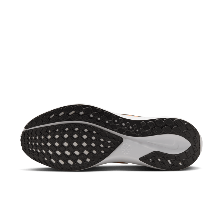 Nike Pegasus 41 NCAA Tennessee Angle 1