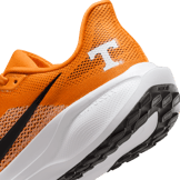 Nike Pegasus 41 NCAA Tennessee Angle 5