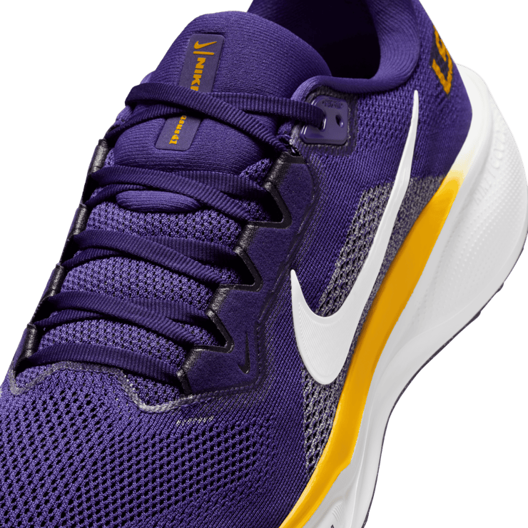 Nike Pegasus 41 NCAA LSU Angle 26