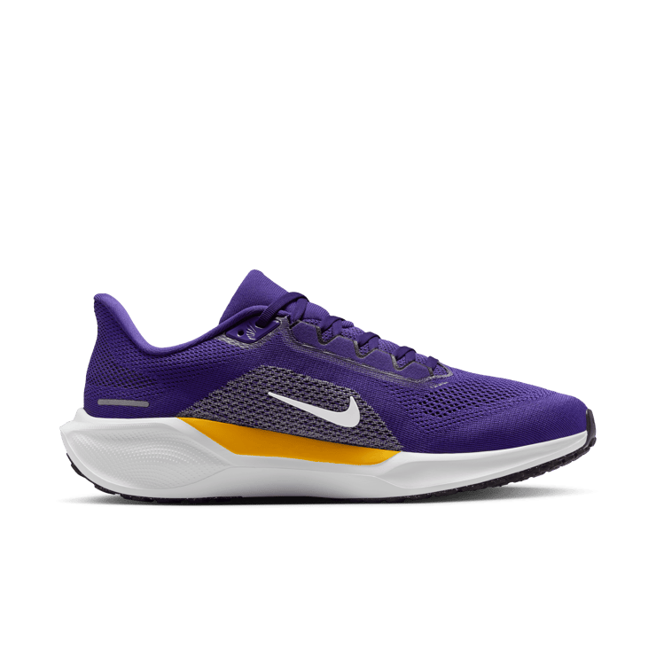 Nike Pegasus 41 NCAA LSU Angle 13