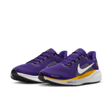 Nike Pegasus 41 NCAA LSU Angle 14