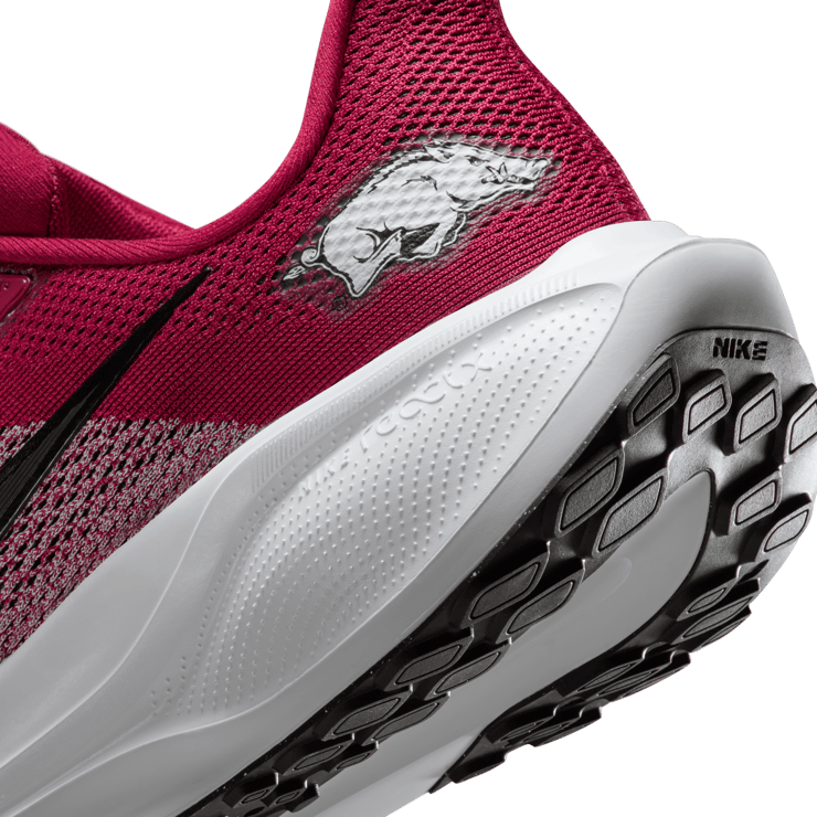 Nike Pegasus 41 NCAA Arkansas Angle 5