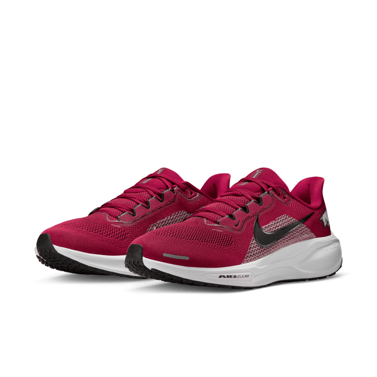 Nike Pegasus 41 NCAA Arkansas Angle 3