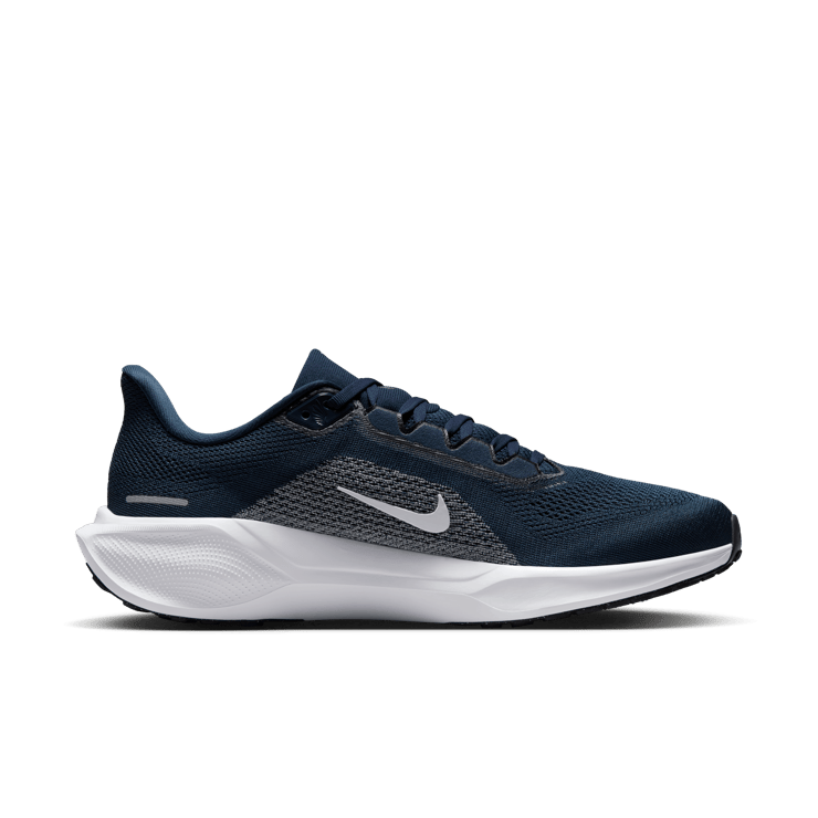Nike Pegasus 41 NCAA Penn State Angle 3