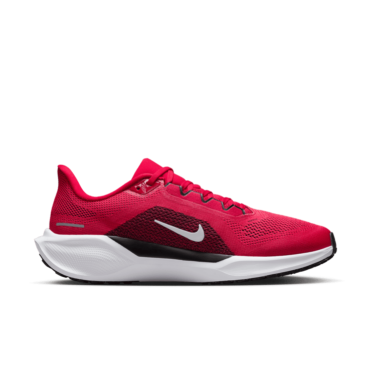 Nike Pegasus 41 NCAA Ohio State Angle 12