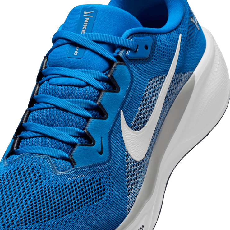 Nike Pegasus 41 NFL Detroit Lions Angle 4