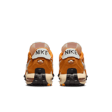 Nike Air Max Waffle Ceramic Angle 2