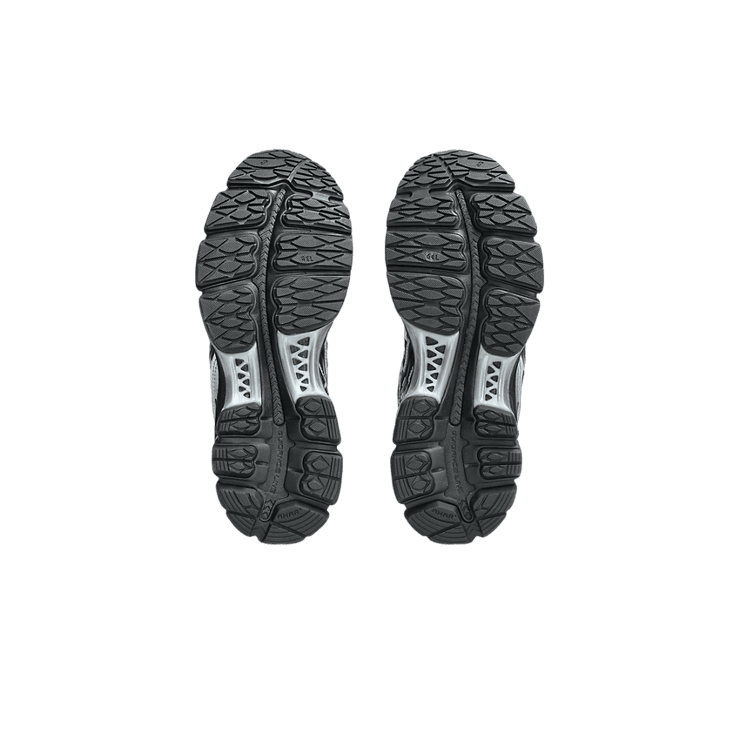 Asics Gel-Kayano 12.1 Black Silver Angle 5
