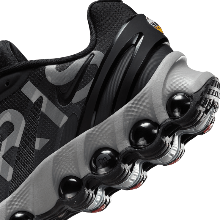 Nike Air Max DN8 PSG Angle 8