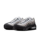 Nike Air Max 95 OG Blue Tint (W) Angle 3