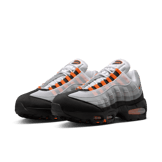 Nike Air Max 95 OG Bright Mandarin 2.0 Angle 6