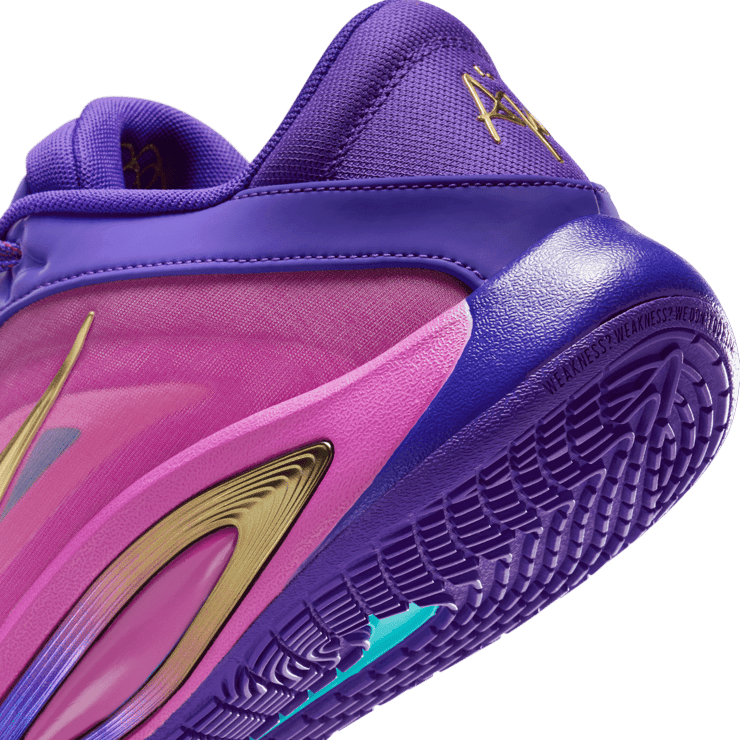 Nike A'One Unapologetic (W) Angle 3